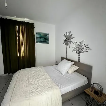 Jolie Maison De Village Proche De La Holiday home *